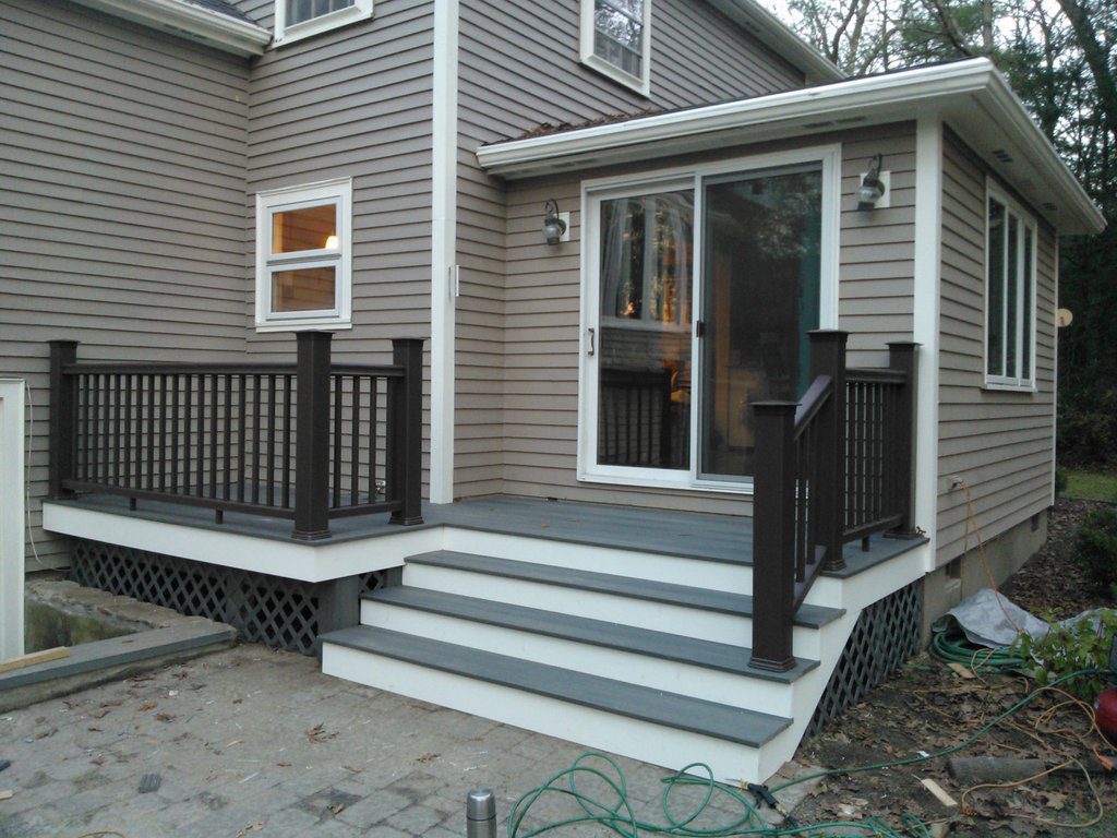 Low Maintenance Entry Deck with Annex (After view)